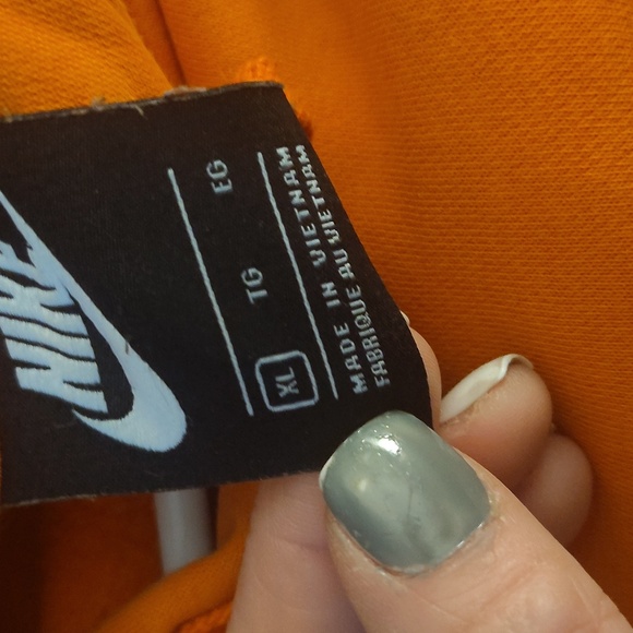 Nike Vibrant Orange Sweatshirt - Picture 3 of 3